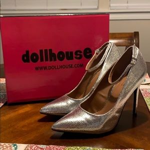 Dollhouse “Violate” Pumps with Ankle Strap